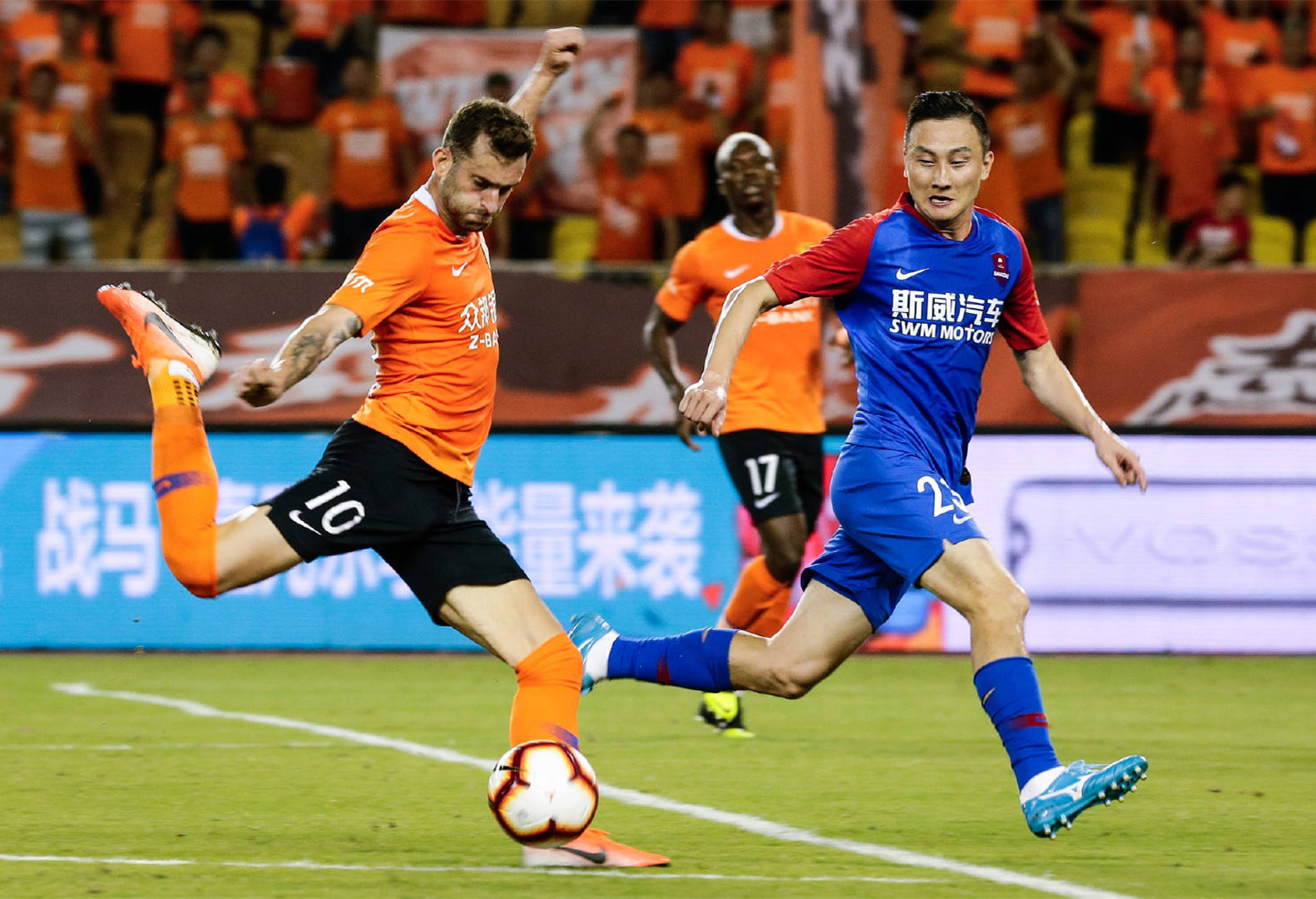 LOL盘口 - 法兰克福迎中超关键赛，今晨外线爆发，更衣室稳定，临场指挥获称赞