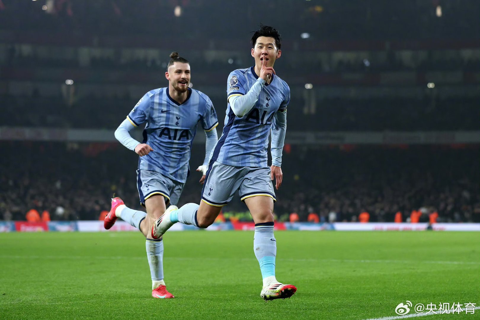 LOL直播赛事 -赛后意甲焦点战；阿森纳复出首秀；话题不断；资深球员宣示担当的简单介绍